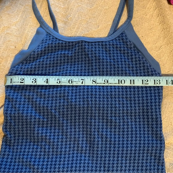 HardTail shelf tank Fastback Bra blue houndstooth. yoga support, spaghetti strap - Picture 5 of 11